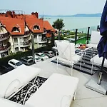 Lelle Marine Voila بالاتوليلّي