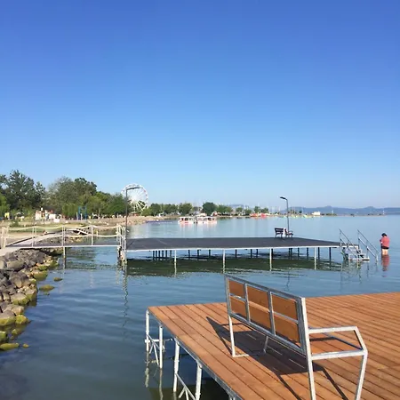 Lelle Marine Voila バラトンレッレ