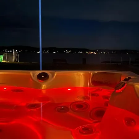 アパート Lelle Marine Voila