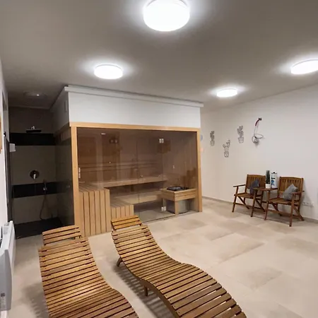 Lelle Marine Voila バラトンレッレ