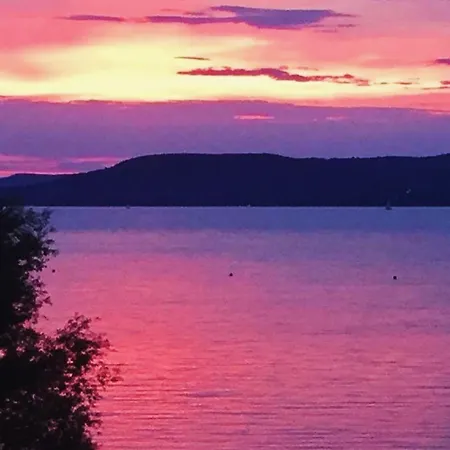 アパート Lelle Marine Voila