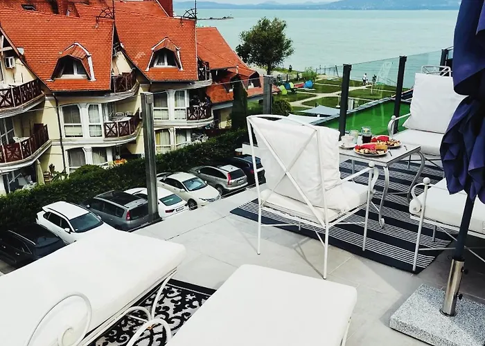 Lelle Marine Voila Balatonlelle